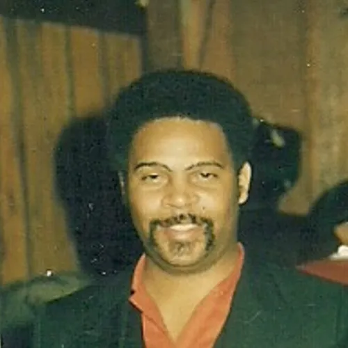Raymond Simmons 