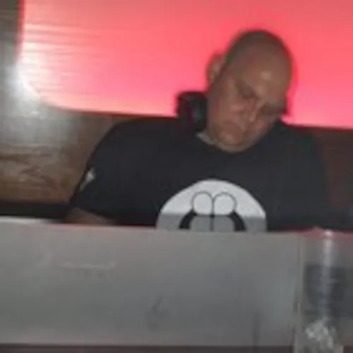 UNDERGROUND SESSIONS RADIOSHOW